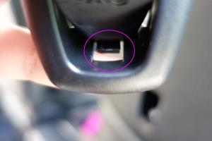 シートカバーの取り付け方法、番号:34、車名:全車、i_6.jpg、 