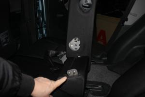 シートカバーの取り付け方法、番号:13、車名:ウィッシュ、i2697_6.jpg、 