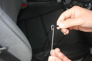シートカバーの取り付け方法、番号:21、車名:クラウン ロイヤル、i2821_2.jpg、 