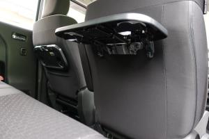 シートカバーの取り付け方法、番号:66、車名:クロスビー、i2981_3.jpg、 