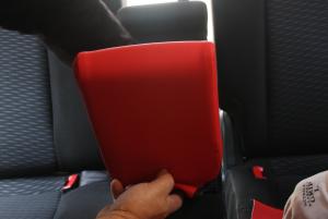 シートカバーの取り付け方法、番号:22、車名:セレナ、i318E_7.jpg、 