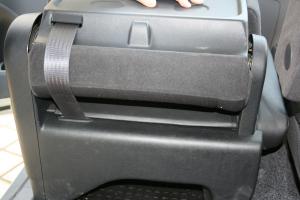 シートカバーの取り付け方法、番号:20、車名:タント、i9883_21.jpg、 
