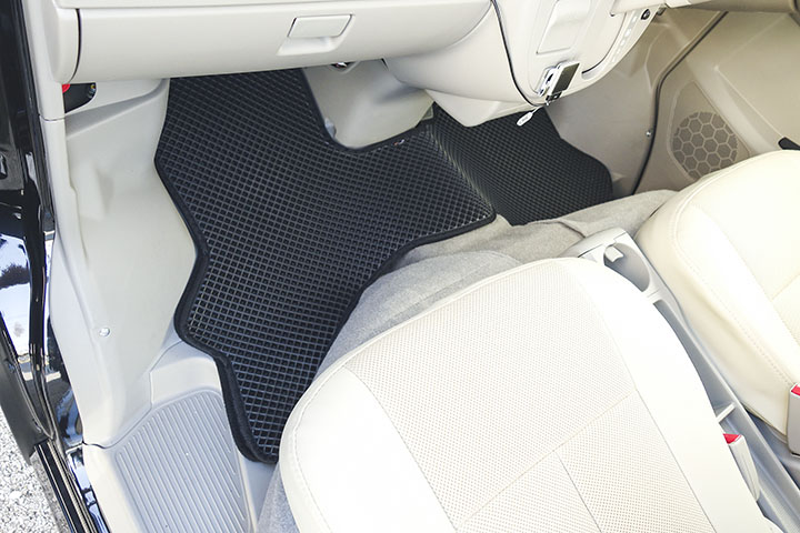 フロアマットの取付実例、番号:96、車名:エブリイワゴン、モデル:ダブルマット、色相:ダークグレー、10221_3.jpg、 