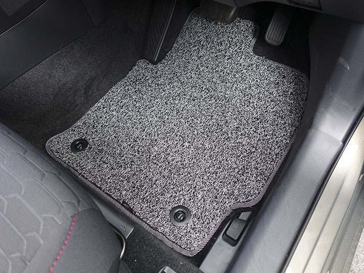 フロアマットの取付実例、番号:132、車名:カローラ スポーツ、モデル:コイルマット、色相:グレー、10275_1.jpg、 