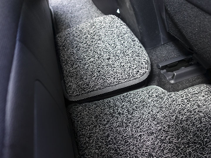 フロアマットの取付実例、番号:132、車名:カローラ スポーツ、モデル:コイルマット、色相:グレー、10275_4.jpg、 