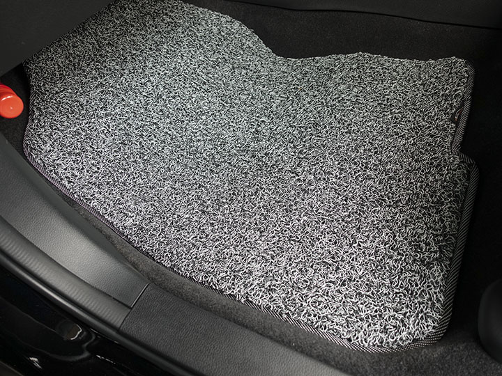フロアマットの取付実例、番号:135、車名:CR-V、モデル:コイルマット、色相:グレー、10286_4.jpg、 