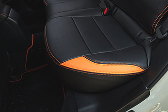 シートカバー  スバル XV 専用 /images/prodetail/XV_340_02.jpg