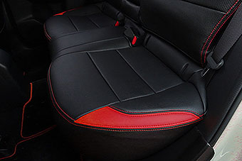 シートカバー  スバル XV 専用 /images/prodetail/XV_340_05.jpg